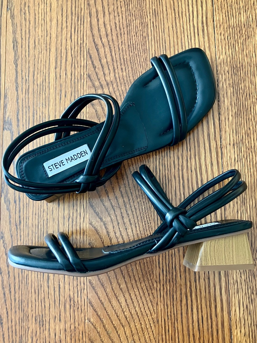 NWOB Steve Madden Hattie Sandals